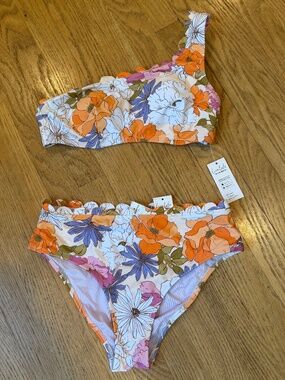 NWT Floral Cupshe swimwear bikini medium